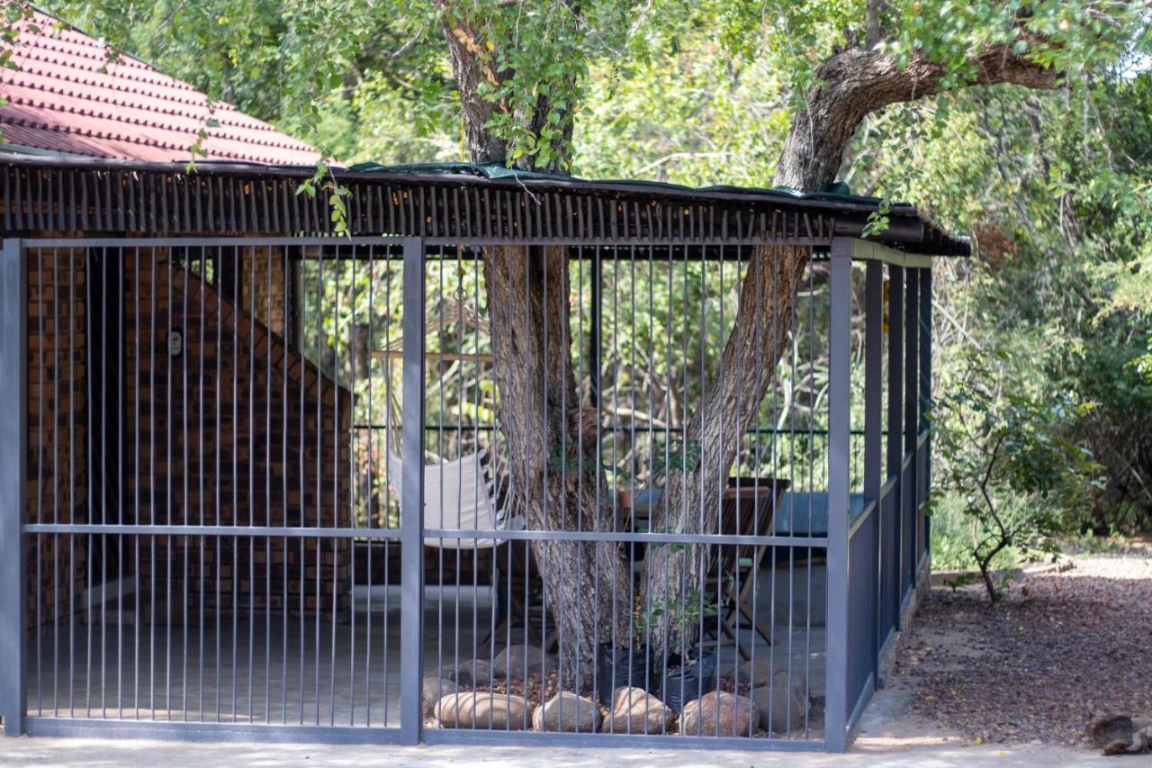 Hello Kruger Hideaway Cottage & Skilpad Studio Marloth Park Zewnętrze zdjęcie